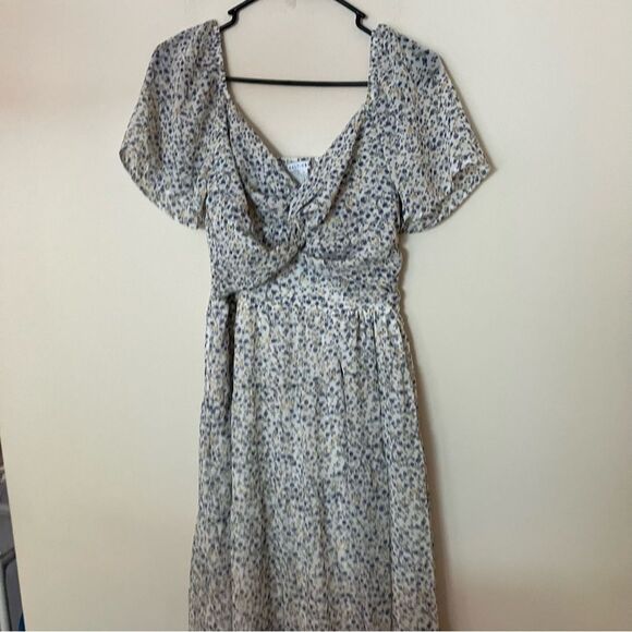 Baltic Born White Floral Maxi Dress - Picture 4 of 12